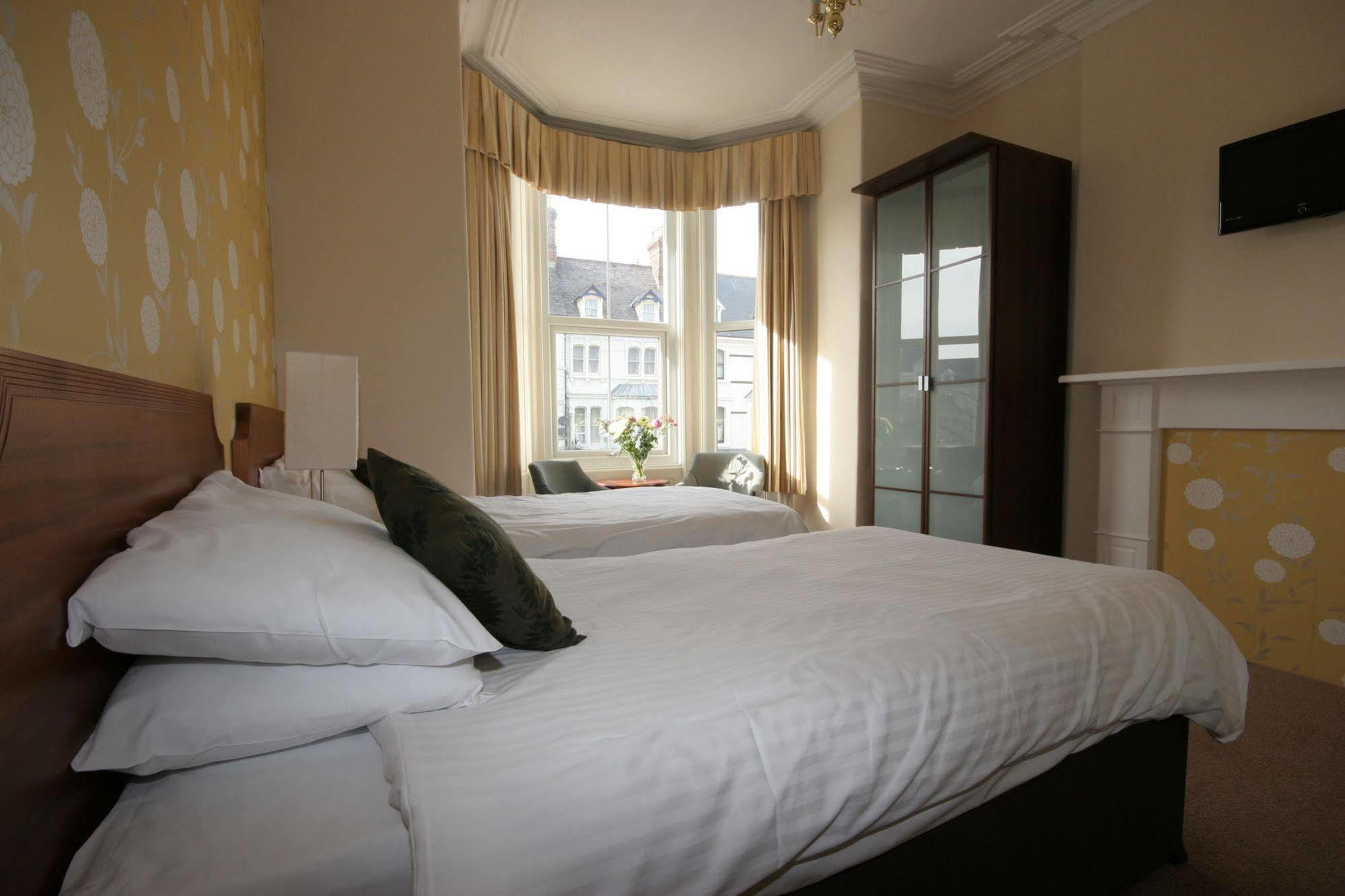 The Broadway Hotel Llandudno Zewnętrze zdjęcie